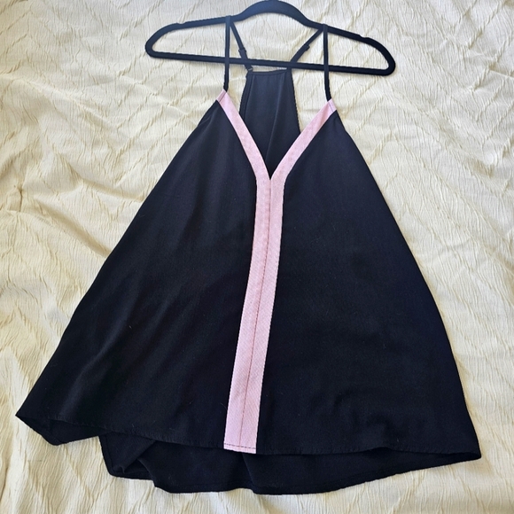 Tank top - Picture 1 of 3